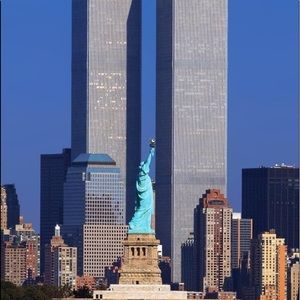 Meet your Posher, Bee